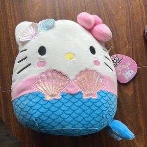 Hello kitty SQUISHMALLOW